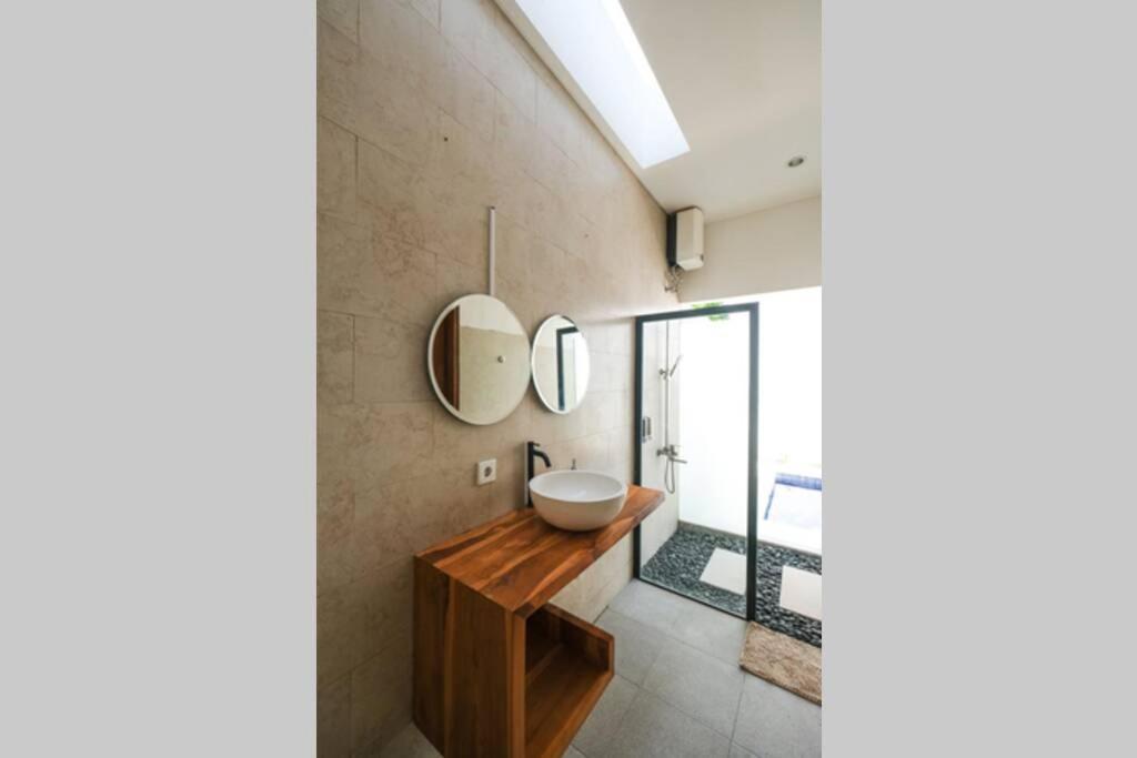 Kiki Village Bathtub 坎古 外观 照片
